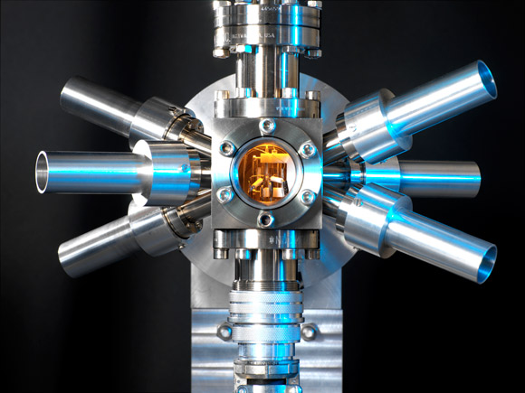 L'orologio atomico ottico del ricercatore Alan Madej Credits: The New Yorker