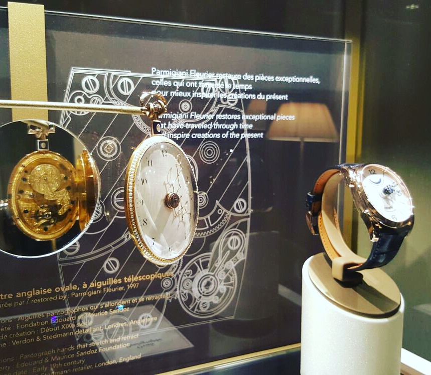 L'arte dell'orologeria in mostra da Parmigiani Fleurier: un orologio da tasca ovale con lancette telescopiche, ispirazione per il modello Pantographe, orologio con cassa ovale immediatamente riconoscibile dalle lancette telescopiche 