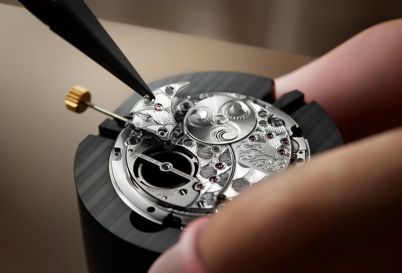 Mechanical watch Maintenance