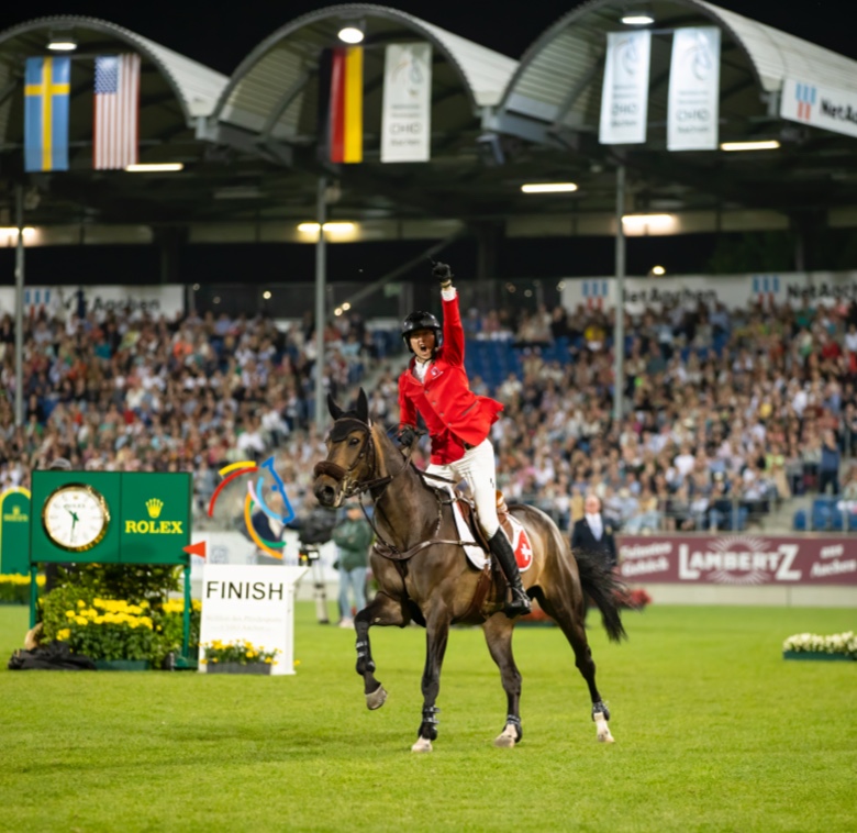 ROLEX GRAND SLAM OF SHOW JUMPING - Mobile
