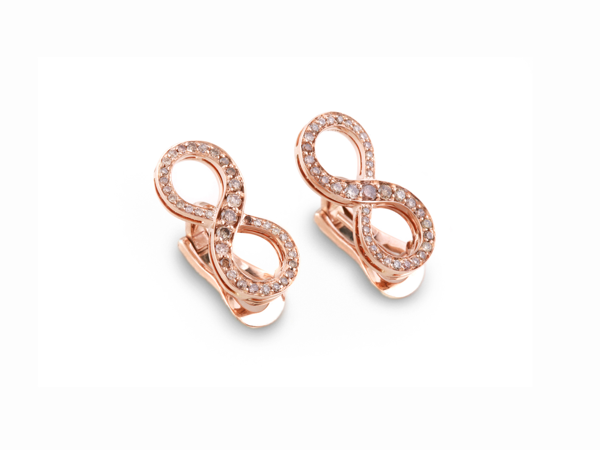 Orecchini in oro rosa e diamanti brown