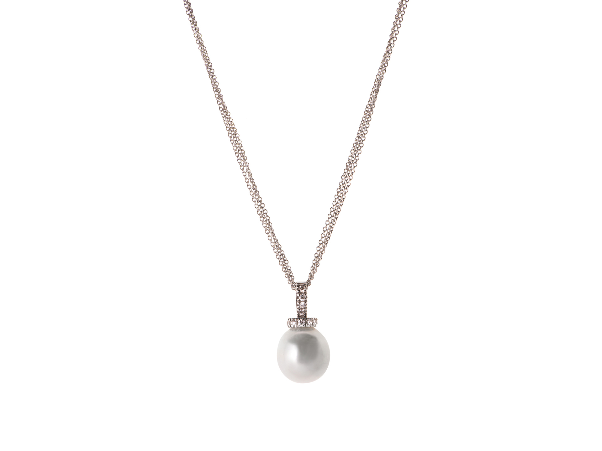 Australia white pearl pendant with diamond