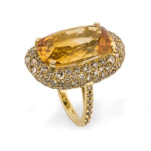 Ring with citrine quartz and brown diamonds