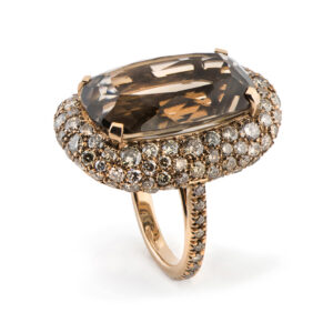 Ring with smoky quartz and brown diamonds