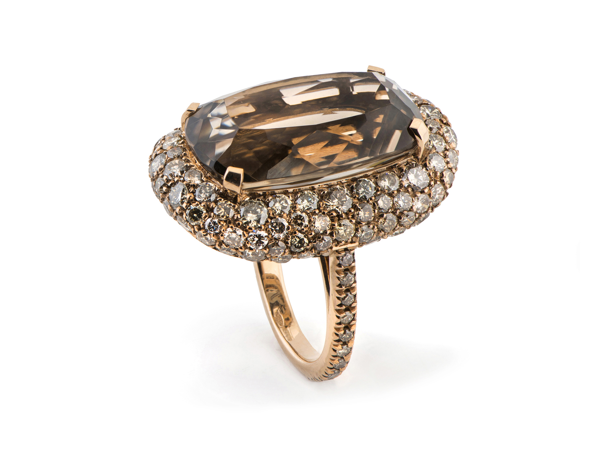 Ring with smoky quartz and brown diamonds