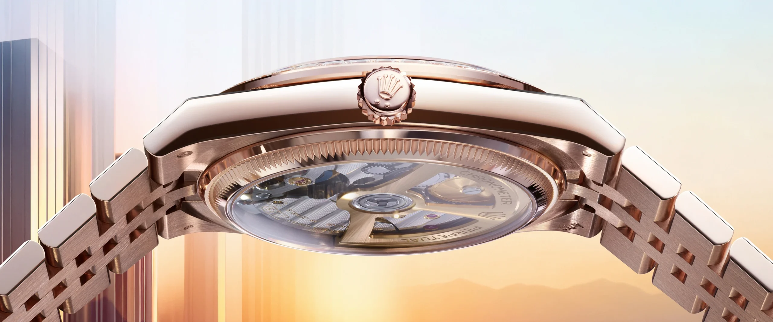 rolex-the-land-dweller-calibre-7135-a high-frequency-movement_m127285tbr-0002_2501fj_002-landscape