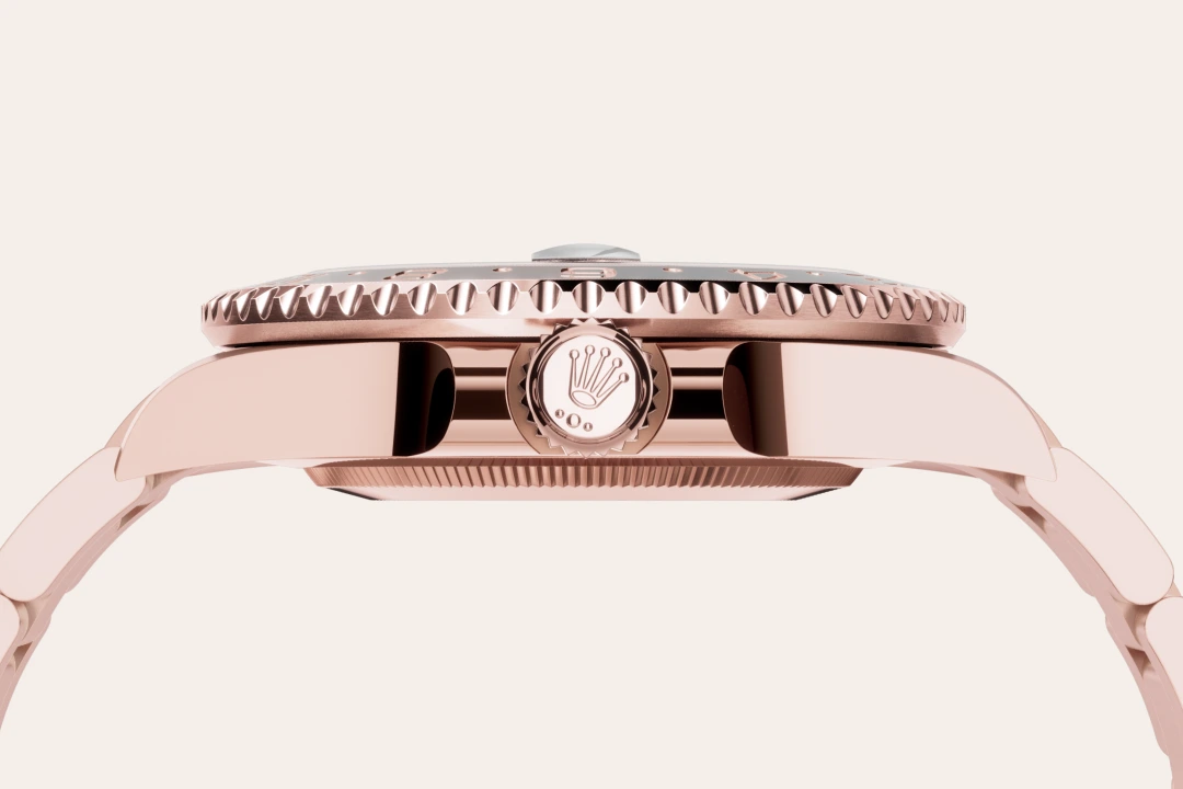 rolex-bespoke-assets-2026/model_feature_assets_landscape/material_landscape/m126715chnr-0002--060.webp