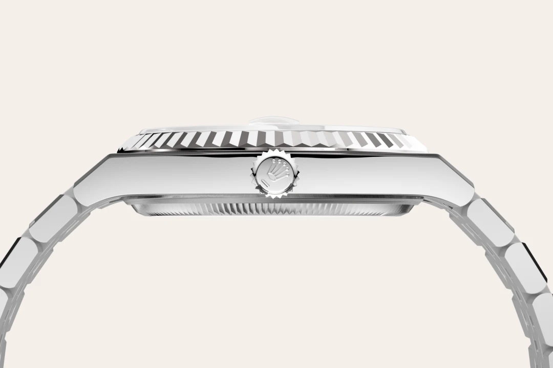 rolex-bespoke-assets-2026/model_feature_assets_landscape/material_landscape/m127234-0001--060.webp