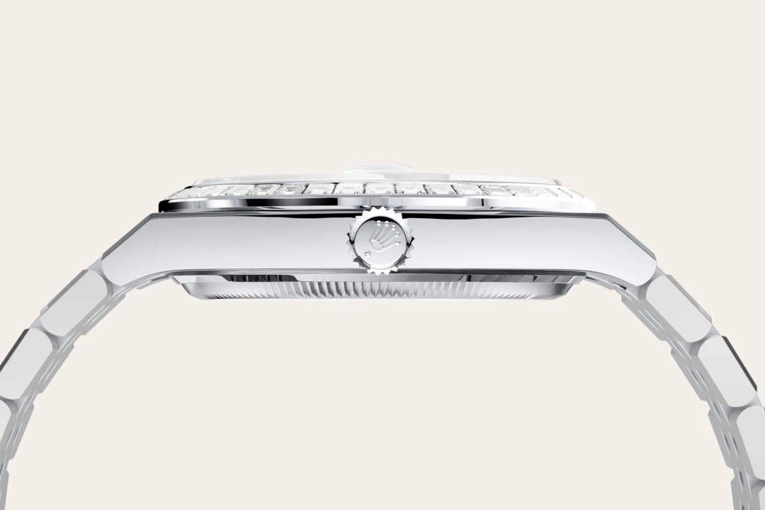 rolex-bespoke-assets-2026/model_feature_assets_landscape/material_landscape/m127286tbr-0001--060.webp