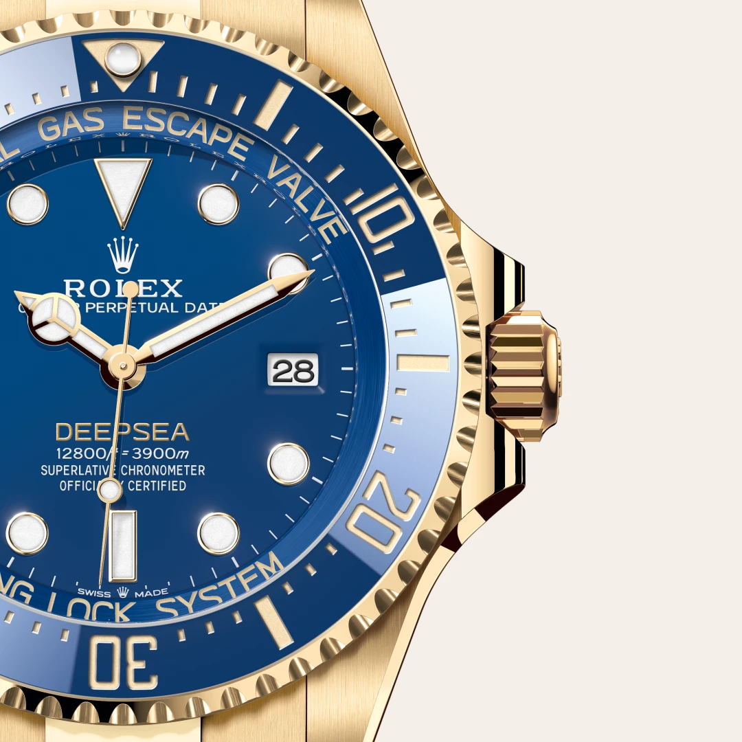 rolex Deepsea in 18 ct yellow gold, M136668LB-0001 - Hausmann & Co.